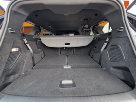 Peugeot E-5008 vaihtoauto