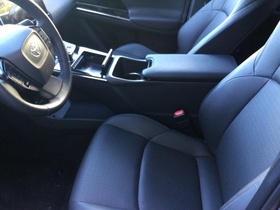 Toyota bZ4X vaihtoauto