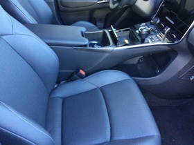 Toyota bZ4X vaihtoauto