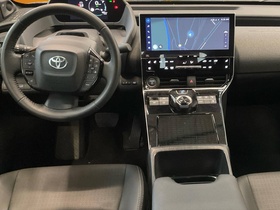 Toyota bZ4X vaihtoauto
