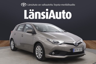 Toyota Auris vaihtoauto