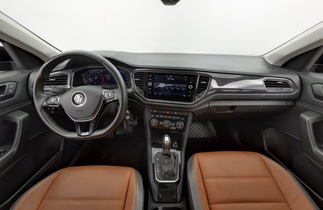 Volkswagen T-Roc vaihtoauto