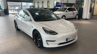 Tesla Model 3 vaihtoauto