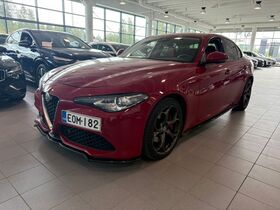 Alfa Romeo Giulia vaihtoauto