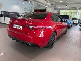 Alfa Romeo Giulia vaihtoauto