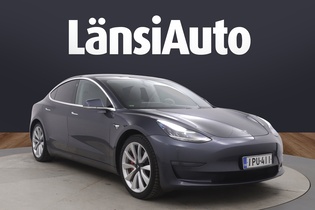 Tesla Model 3 vaihtoauto