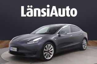 Tesla Model 3 vaihtoauto
