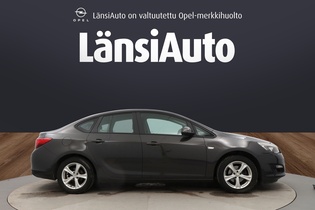Opel Astra vaihtoauto