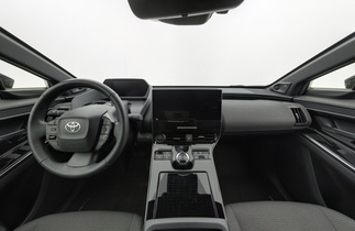 Toyota bZ4X vaihtoauto