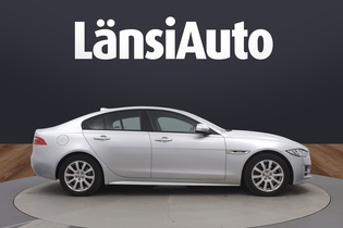 Jaguar XE vaihtoauto