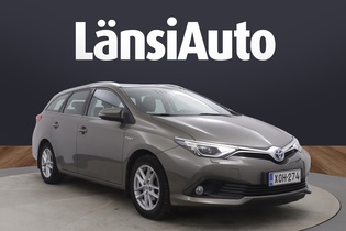 Toyota Auris vaihtoauto