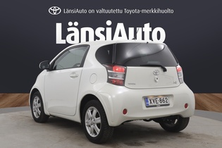 Toyota iQ vaihtoauto