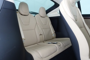 Tesla Model X vaihtoauto