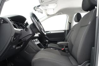 Volkswagen Touran vaihtoauto