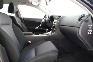 Lexus IS vaihtoauto