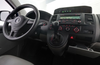 Volkswagen Caravelle vaihtoauto