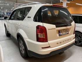 SsangYong Rexton vaihtoauto