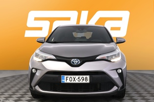 Toyota C-HR vaihtoauto