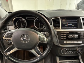 Mercedes-Benz ML vaihtoauto