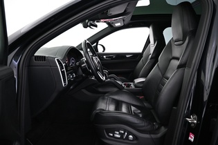 Porsche Cayenne vaihtoauto