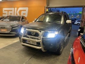 Nissan Navara vaihtoauto