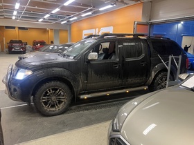 Nissan Navara vaihtoauto