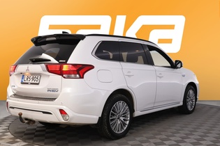 Mitsubishi Outlander PHEV vaihtoauto