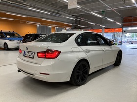 BMW 320 vaihtoauto