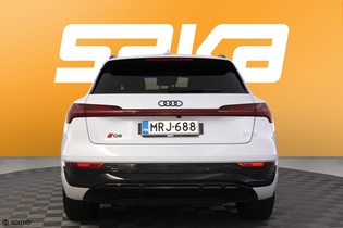 Audi Q8 e-tron vaihtoauto