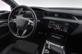 Audi Q8 e-tron vaihtoauto