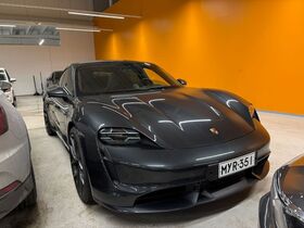 Porsche Taycan vaihtoauto