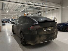 Tesla Model X vaihtoauto
