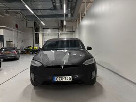 Tesla Model X vaihtoauto