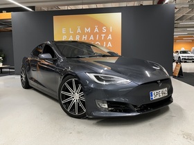 Tesla Model S vaihtoauto