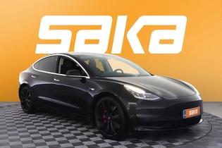 Tesla Model 3 vaihtoauto