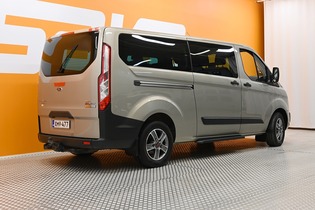 Ford Tourneo Custom vaihtoauto