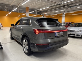 Audi Q8 e-tron vaihtoauto