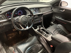 Kia Optima vaihtoauto