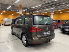 Volkswagen Touran vaihtoauto