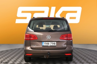 Volkswagen Touran vaihtoauto