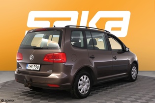 Volkswagen Touran vaihtoauto