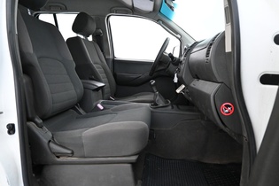 Nissan Navara vaihtoauto