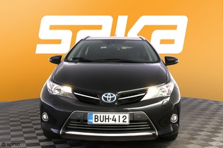 Toyota Auris vaihtoauto