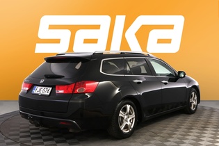 Honda Accord vaihtoauto