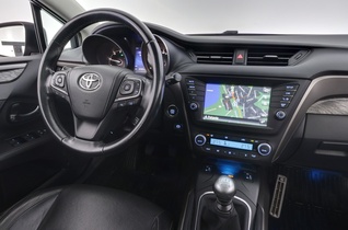 Toyota Avensis vaihtoauto