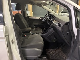 Volkswagen Touran vaihtoauto