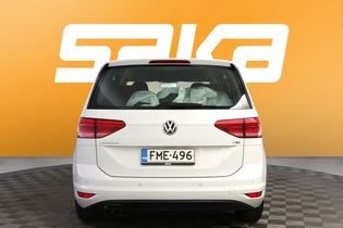 Volkswagen Touran vaihtoauto