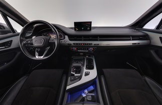 Audi Q7 vaihtoauto