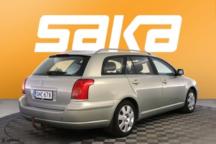 Toyota Avensis vaihtoauto