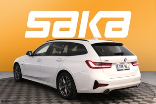 BMW 330 vaihtoauto
